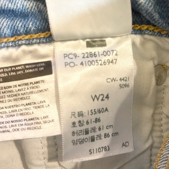 Levi’s Wedgie W24 (0/00) Icon Women’s Jeans Tango Light Wash High Rise Premium - Picture 9 of 12